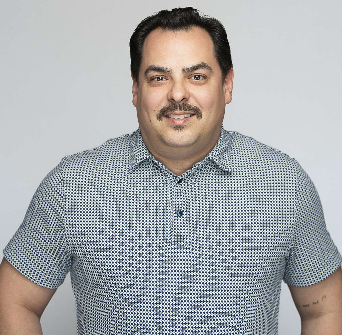 Joseph Ramos Headshot